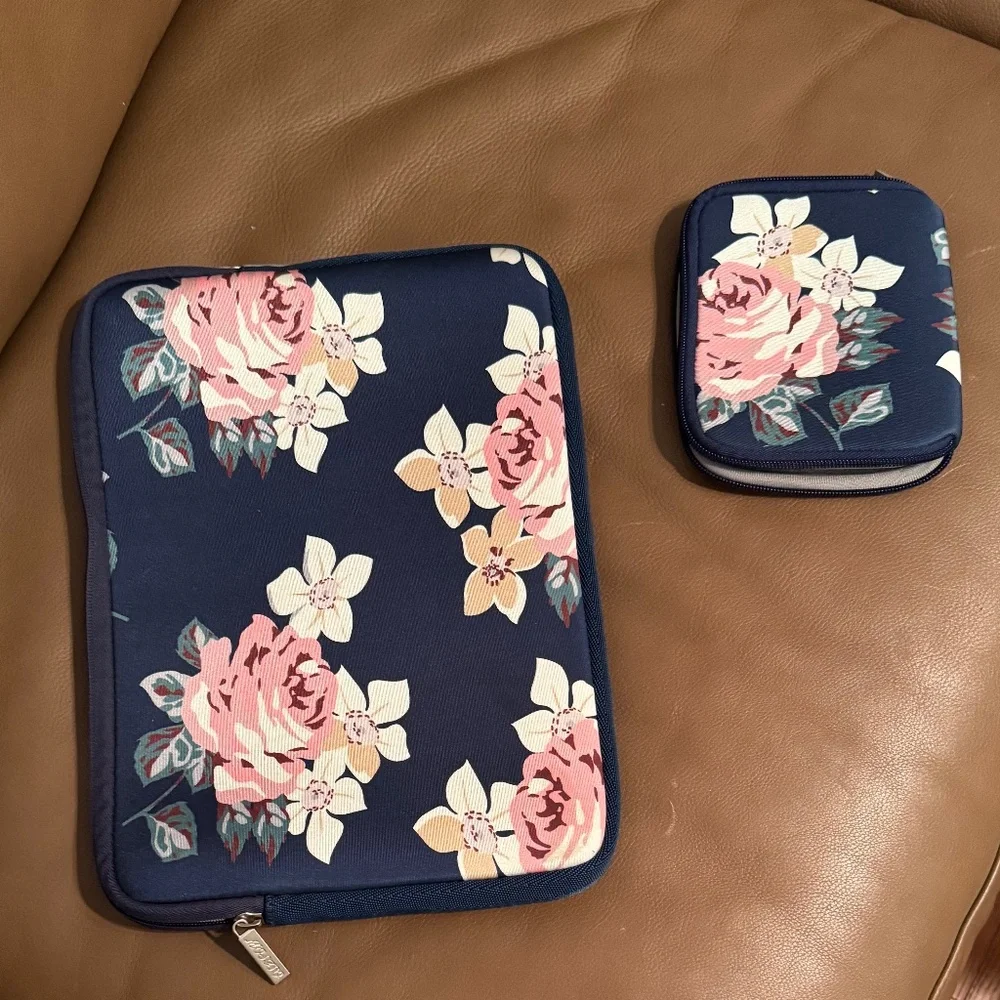Zippered Laptop Transport Case with Accessory Bag